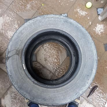 Nəqliyyat: Şin Dunlop 215 / 70 / R 16 — 2