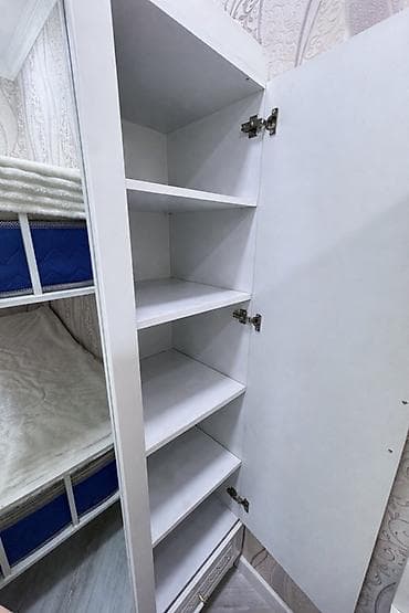 usaq yellencek: İşlənmiş, 3 qapılı, Güzgülü, Ağ, Açılan, Düz dolab — 3