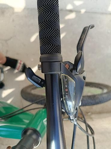 mini velosiped: TƏCİLİ!!! BMX üslubunda dağ velosipedi satılır. Velosiped yaşıl-qara — 2