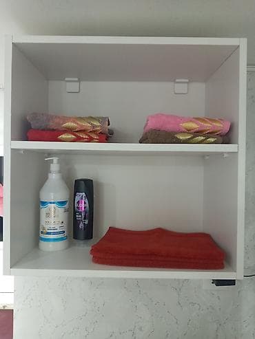 hamam ucun şkaf: Ağ rəngli divar asma şkaf - Səliqəli, minimalist dizayn; hamam — 2