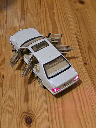 1 43 modelka: Kolleksiya üçün detalı maket avtomobil - Miqyas: təxmini 1:18 - — 5