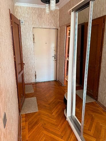 ev menzil: Azadliq metrosuna yaxin Tenis Akademiyasinin yaninda 5 mertebenin 5 ci — 3