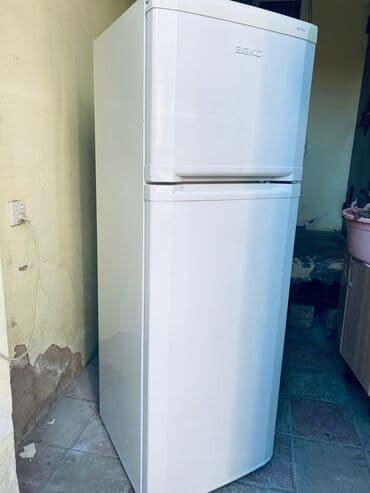 2 qapılı Beko Soyuducu Satılır, rəng - Ağ