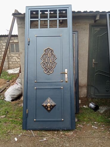 kreditle demir qapilar: Yeni Giriş qapısı Zəmanətli, Ödənişli quraşdırma, Ödənişli çatdırılma, Rayonlara çatdırılma — 7