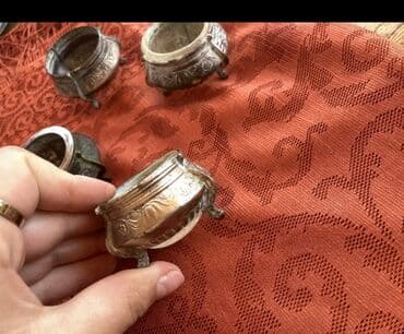 pul daxılı: Duz qabi antik teze kimidi 1ededdi susesi yoxdu Fıkrı cıddı olan — 1