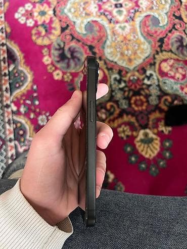 ikinci el iphone 11: IPhone 15, 128 GB, Qara — 2