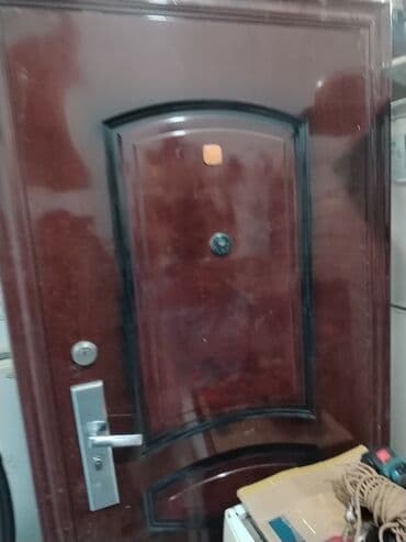 Balıq qulağı: İşlənmiş Metal Həyət darvazası, Yana açılan — 2