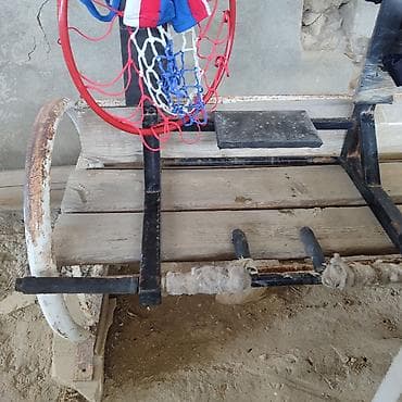 Metaldan hazırlanmış çoxfunksiyalı idman qurğusu - Divara bərkidilən