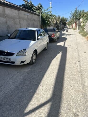 ваза стеклянная прозрачная высокая без узора: ВАЗ (ЛАДА) Priora: 1.6 л | 2012 г. 268706 км Седан — 4