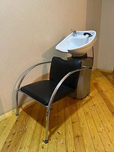 tek qrafat: Saş yuyulması kreslosu — 1