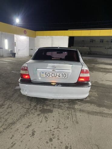 opel vectra 1995: Opel Vectra sedan - Kuzov: 4 qapılı sedan, gümüşü rəng, qara kapotla — 6