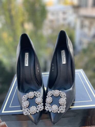 белые туфли новые: Туфли, Размер: 39, цвет - Черный, Новый — 1