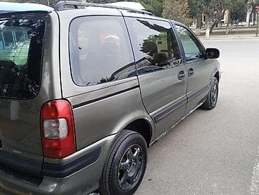 qara 07: Opel Sintra: 1.6 l | 1997 il 3789 km Van/Minivan — 3