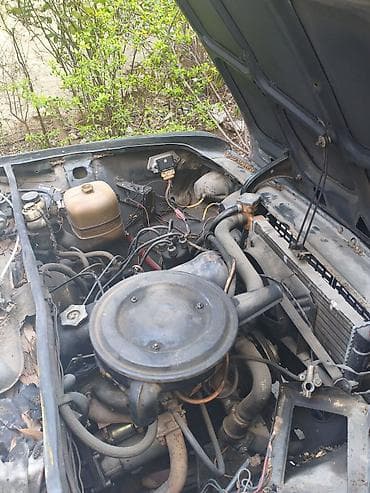 2106 salon: VAZ 2106 sedan - Kuzov: 4 qapılı, tünd rəng. - Salon: klassik VAZ — 7