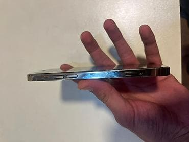 iphone 13 yeni: IPhone 12 Pro, Qızılı, Face ID — 6