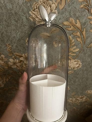 quaş boya qiymeti: Makyaj fircalari ucun organizer.Qapaqi acilib,baqlanir.Fircalari — 2