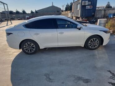 byd kreditle: BYD Destroyer 05: 1.5 l | 15000 km Sedan — 3