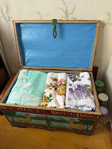 saxsı gül qabları: Taxta sandıq – əl işi, dekorativ və saxlama üçün - Material: bərk — 2