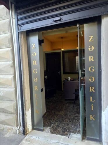 mingəcevirdə icarə obyektlər: Yasamal rayonu torqovıy ərazisində,sahəsi 17 kv/m olan, 1 otağlı — 3