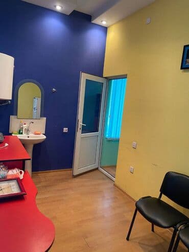 mingecevir obyekt: Əhmədlidə ukraina meydanı tərəfdə yerləşən ümumi sahəsi 60 kv,m olan — 6