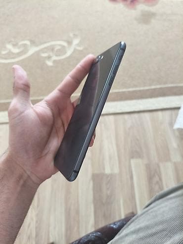 xiaomi redmi note 8 irşad: IPhone 8 Plus, 64 GB, Qara, Simsiz şarj — 4