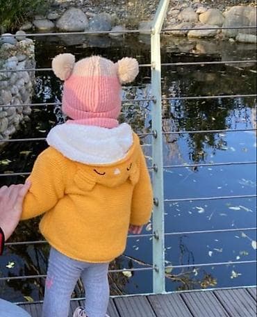 Lc Wakikinin kurtkasi. Ustu toxunma ici tuklu. yaxshi veziyyetde