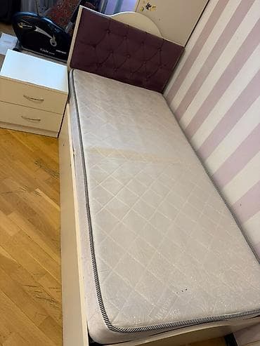 matras satisi: SvmcÇarpayı,tumba ilə birlikdə satılır 100 azn. Matrası və bazası — 1