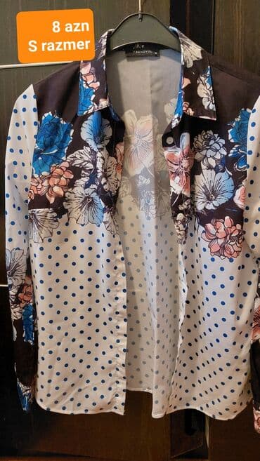 Köynək və bluzalar: Рубашки S размер — 1