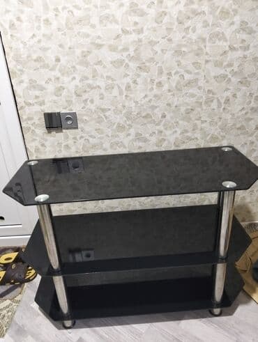 tv alti: Yeni, Düz TV altlığı, Polkalı, Şüşəli — 2