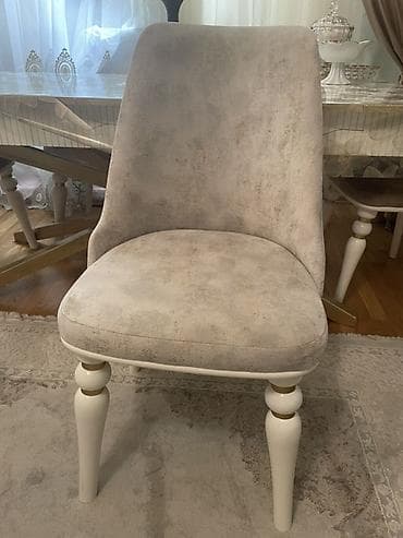 stol stul embawood stullar: Qonaq otağı mebel dəsti satılır. Masa dəsti + Qorka ( Vitrin ) • Masa — 5