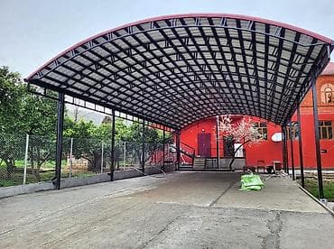 Metal konstruksiyalı açıq dayanacaq/kölgəlik üçün taxta-metal karkas