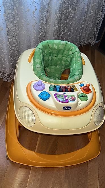 xadınok: Chicco xodunok. Heçbir problemi yoxdu. Musiqilidir — 1