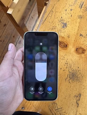 IPhone 13, 128 GB, Ağ, Qırıq — 6