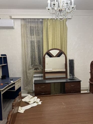 Декор и интерьер: Двуспальная кровать, Шкаф — 1