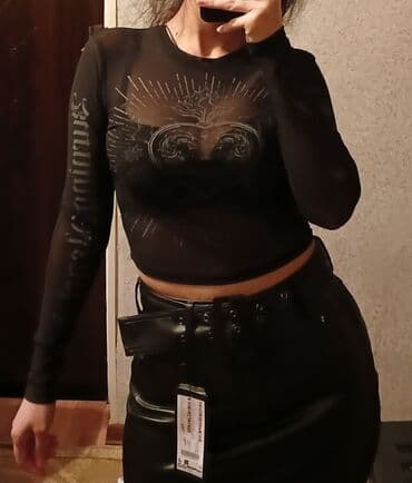 Tül crop s ölçü cəmi 1 dəfə geyinilib. Yenidir. İstənilən metroya