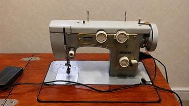 Podolsk 142 tikiş maşını – masalı komplekt - Model: Подольск 142 — 2