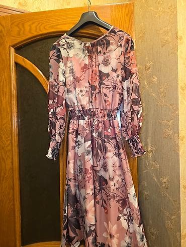 etekler: Qadın paltarı – çiçək naxışlı, uzun - Model: Uzun, axıcı siluetli — 2