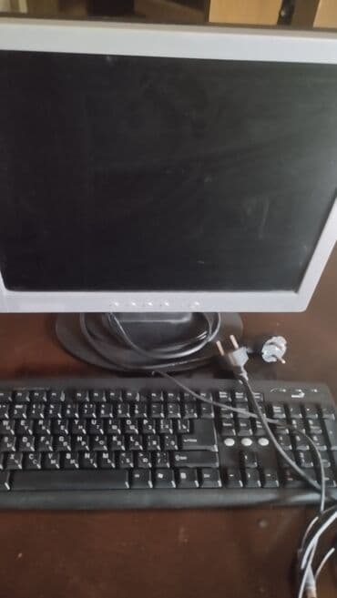 Salam . Acer Kompüteri satılır Yalnız gördükləriniz monitor və lalafo.az -da Salam . Acer Kompüteri satılır Yalnız gördükləriniz monitor və