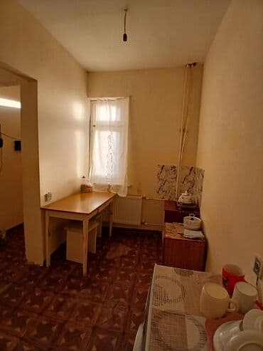 kiraye ev savalan: Tələbə xanıma 1 nəfər xanım otaq yoldaşı lazımdır. Fikri ciddi — 4