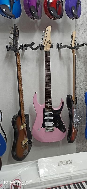 gitara: Elektro gitara " Yamaha" pink Rast musiqi alətləri mağazası. Əhmədli — 1