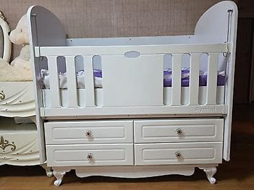 tül beşik: Oğlan və qız üçün, Dördbucaq, Beşik, Dəst ilə, Matras ilə, Yellənmə mexanizmsiz — 1