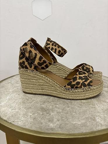 sendel: Franco Sarto 38 ölçü- 1-2 defe geyinilib. Amerika macy’sden alınıb - — 2
