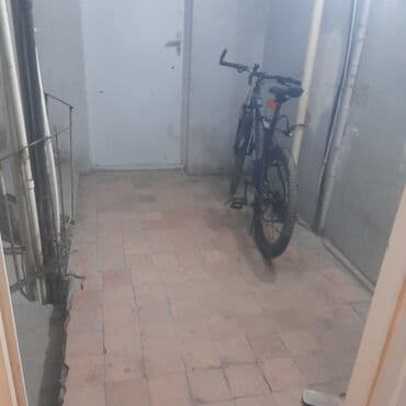 Stels dağ velosipedi - Çərçivə: yüngül alaşımlı çərçivə, qara-mavi