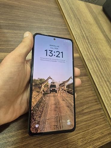 14: Redmi note 14. 8/256gb Xüsusiyyətlər: - Arxa modulda 108 MP — 2
