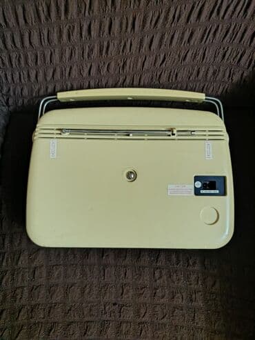 playstation 3 pult: Ingiltərə istehsalı Antikvar - Retro dizaynlı portativ masaüstü radio — 2