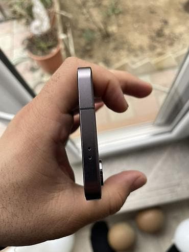 akumlyator alisi: Samsung Galaxy S24, 256 GB, rəng - Qara, İki sim kartlı — 6