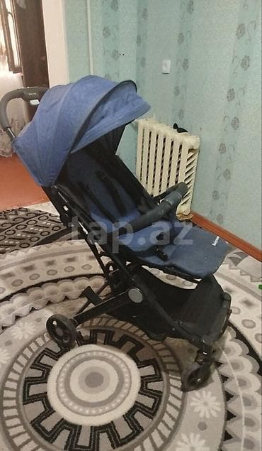 Uşaq arabası – yığılan, yüngül gəzinti modeli - Rəng: tünd göy (denim