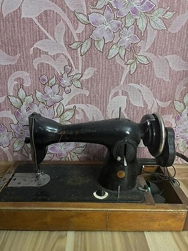 maşın modelleri: Məhsul: Köhnə tip tikiş maşını (mexaniki/elektrik pedallı) Təsvir: - — 1