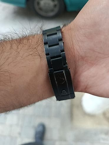 bil: Qara rəngli analoq qol saatı Rasiyyadan 400 manata almışam — 4