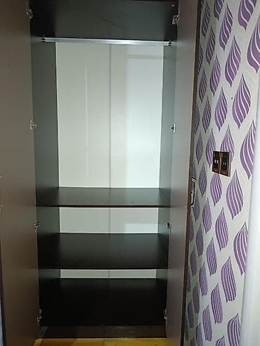 dolab islenmis: Geniş tutumlu yataq otağı şkafı - Model: 5 qapılı gardırob, mərkəzdə — 2